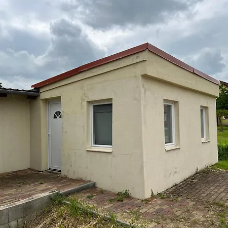 Quiet Residential @ Agglomeration Taplanszentkereszt 2 Bedroom + Living Szombathely